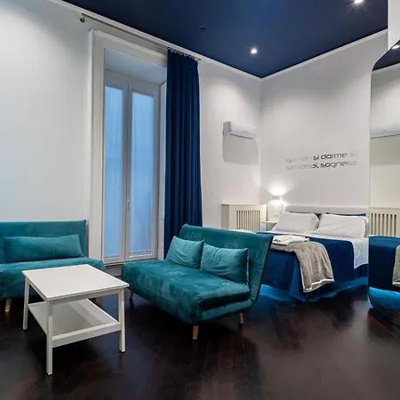 Alojamento de Acomodação e Pequeno-almoço Skyhouse Duomo 4*