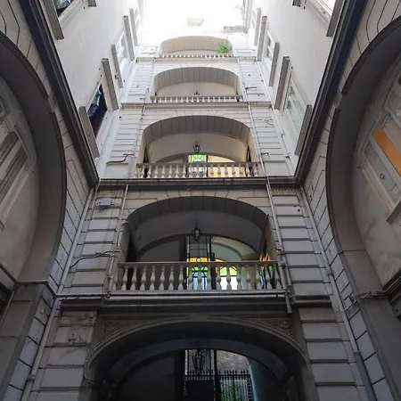 Skyhouse Duomo Couette-café