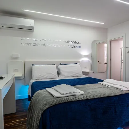 Skyhouse Duomo Couette-café